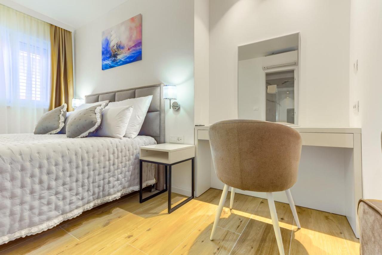 krevet i doručak Irini Luxury