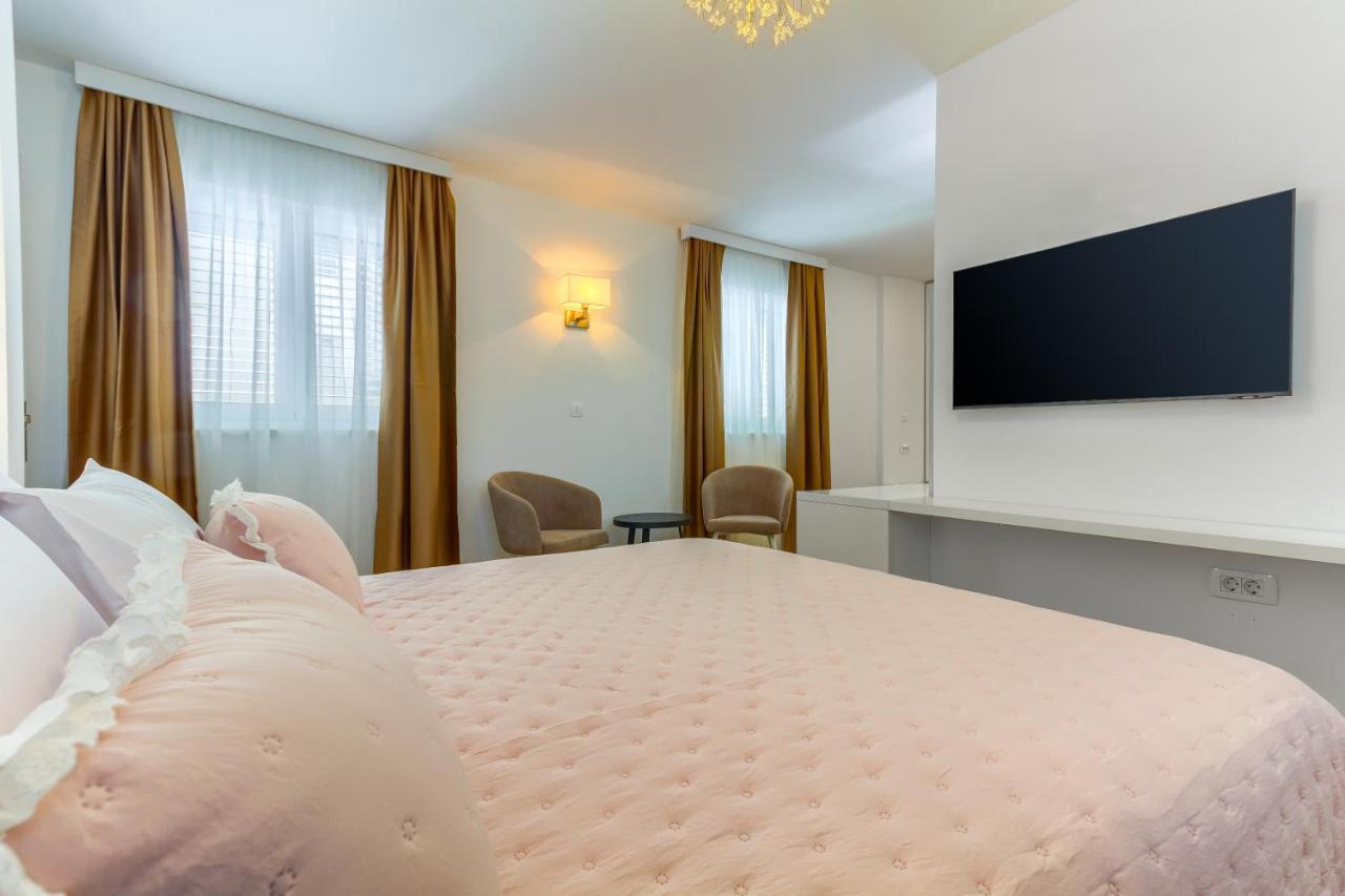 krevet i doručak Irini Luxury