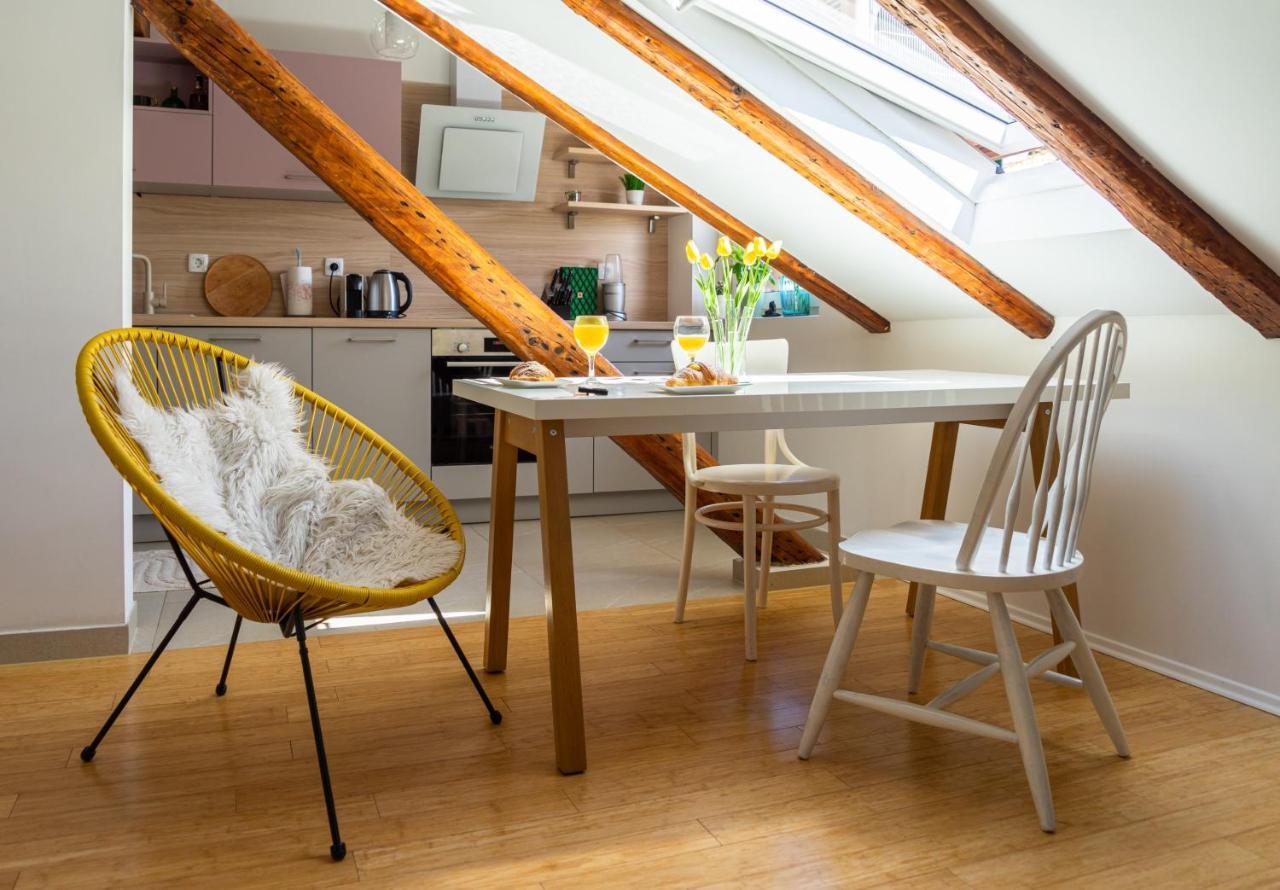 Cool Attic W Gallery In The Heart Of * Split