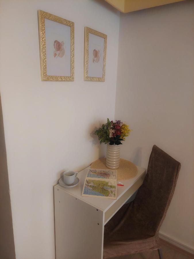 Golden Star Apartamento