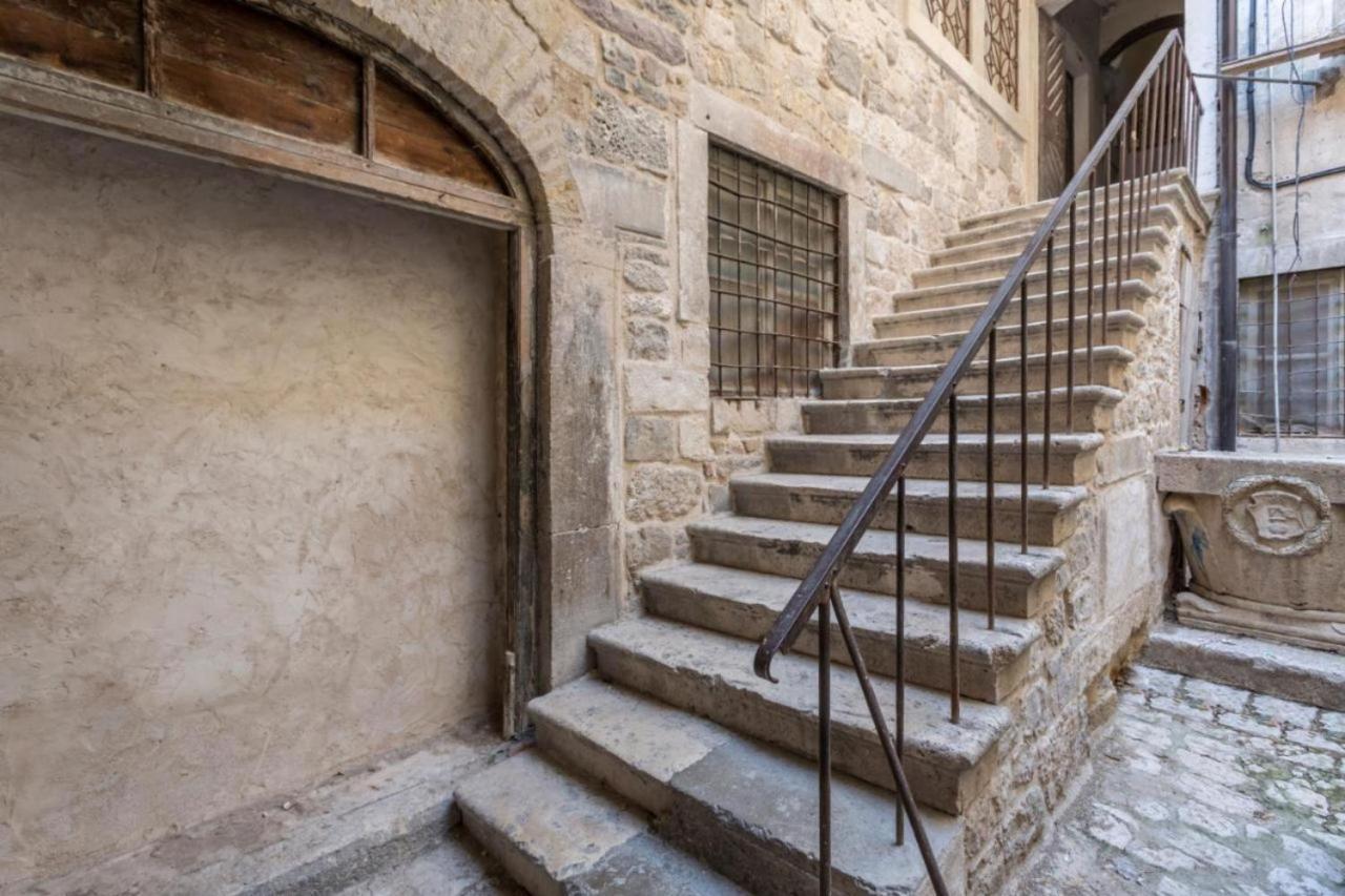 Ria In Diocletian Palace *