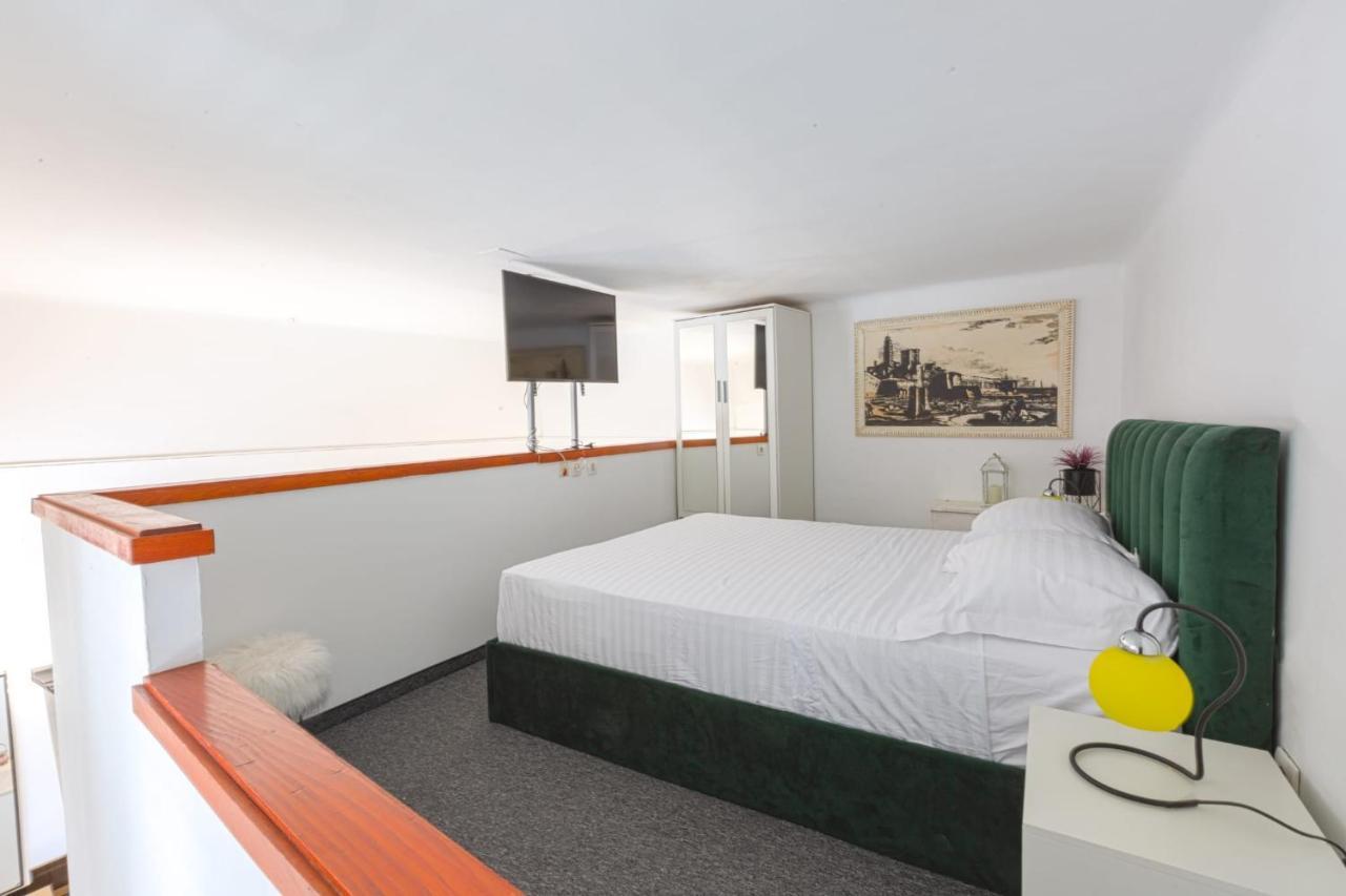 King's Street Apartment *