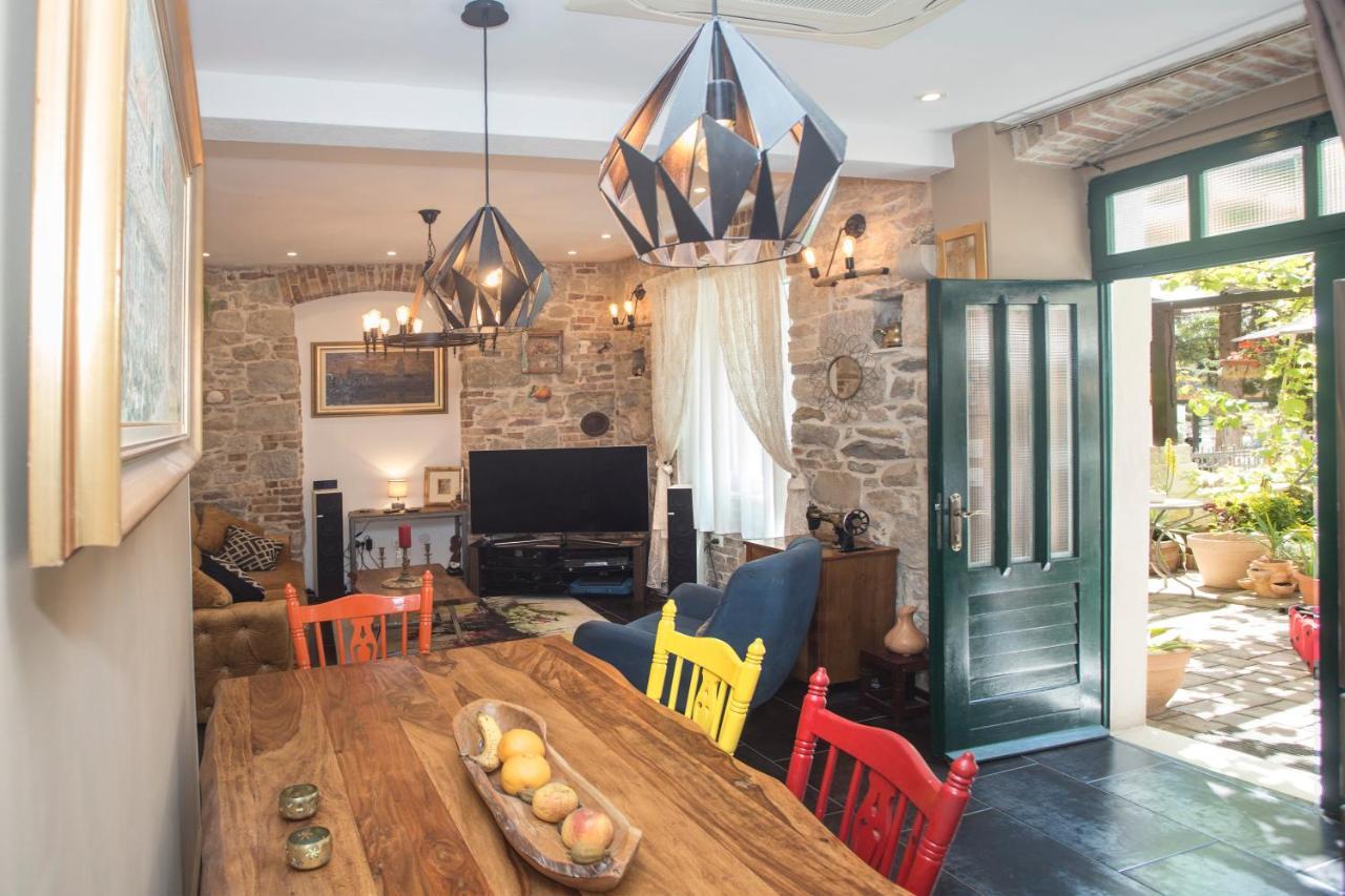 Bossa Apartment Split