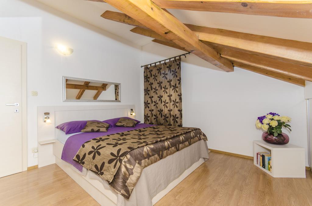 Diocletians Center Apartment *