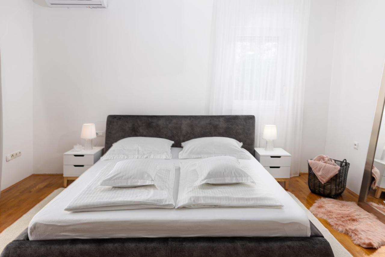 Luxury Apartments Klara Bed & Breakfast Split