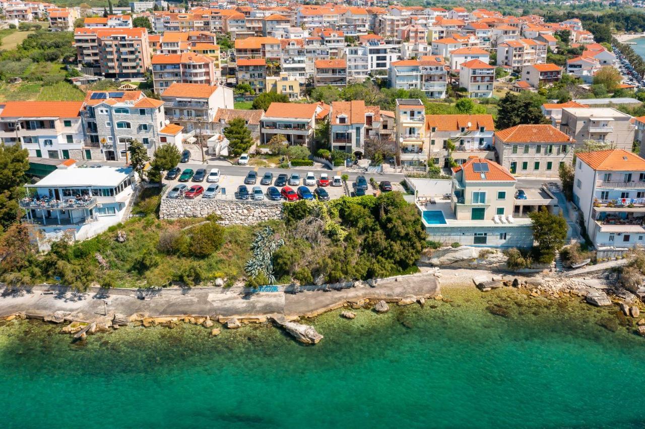 Vue - 3 Floor Private House By The Sea Ferienhaus *