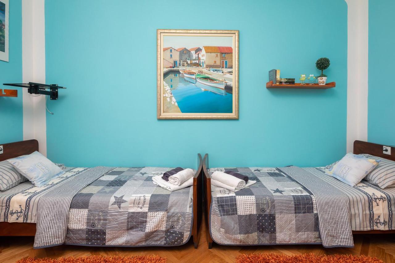 Vue - 3 Floor Private House By The Sea Split