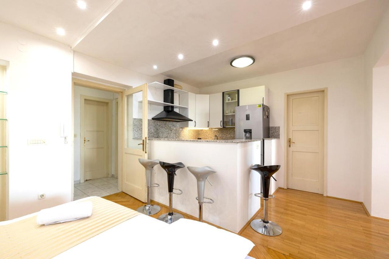 Apartment Seaview @ Bacvice Perfect Location *