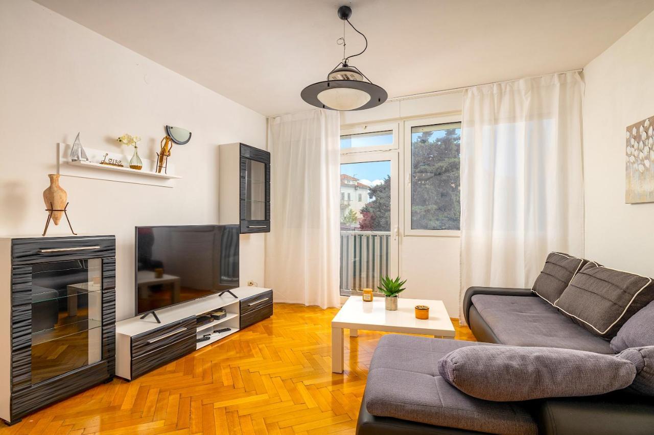 Apartment Seaview @ Bacvice Perfect Location