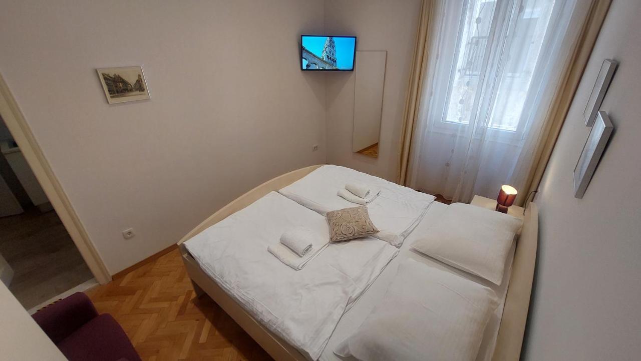3m Peristil *