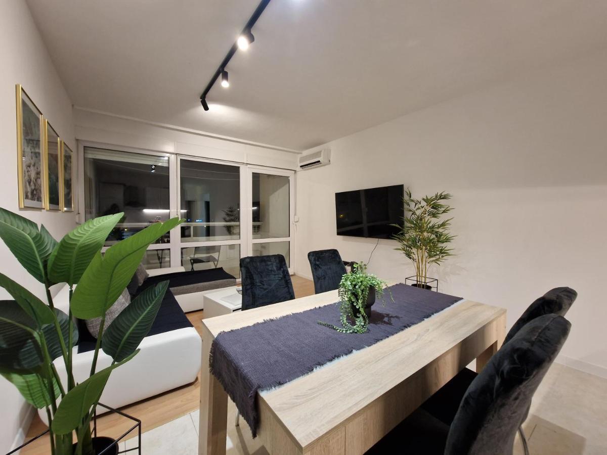 Luminous Apartment Split