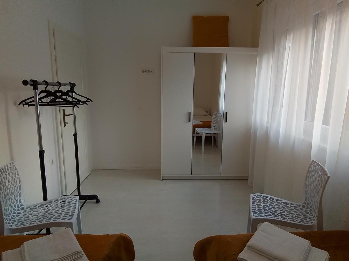 Taula Apartman *