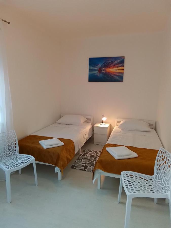 Taula Apartman *