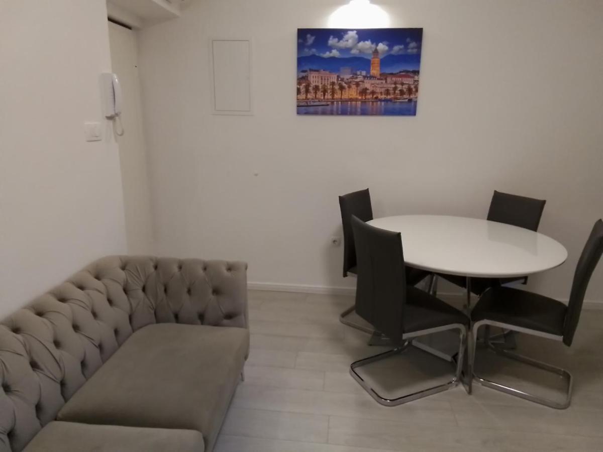 Taula Apartman *