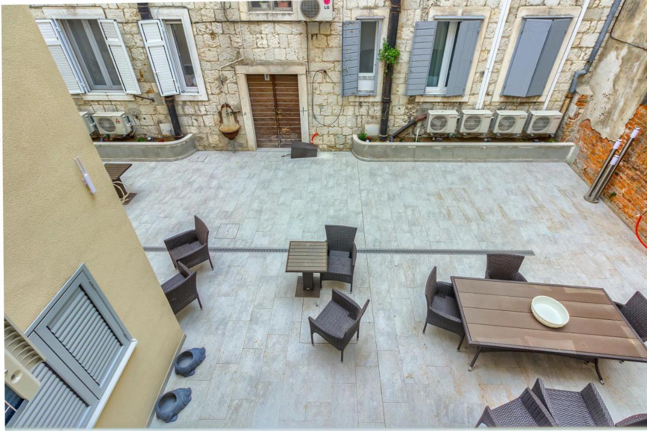 Irini Luxury Split