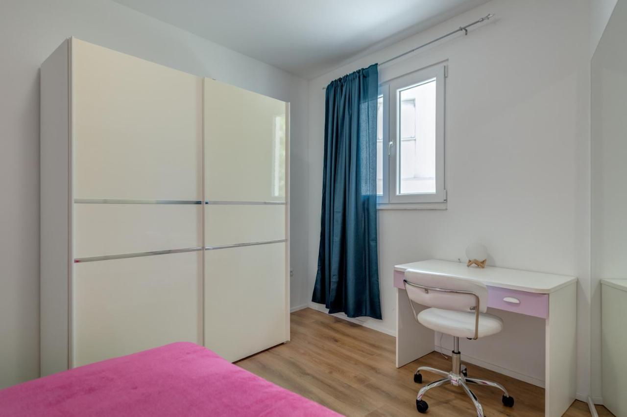 Andela 2bdrs & Free Wifi Apartment