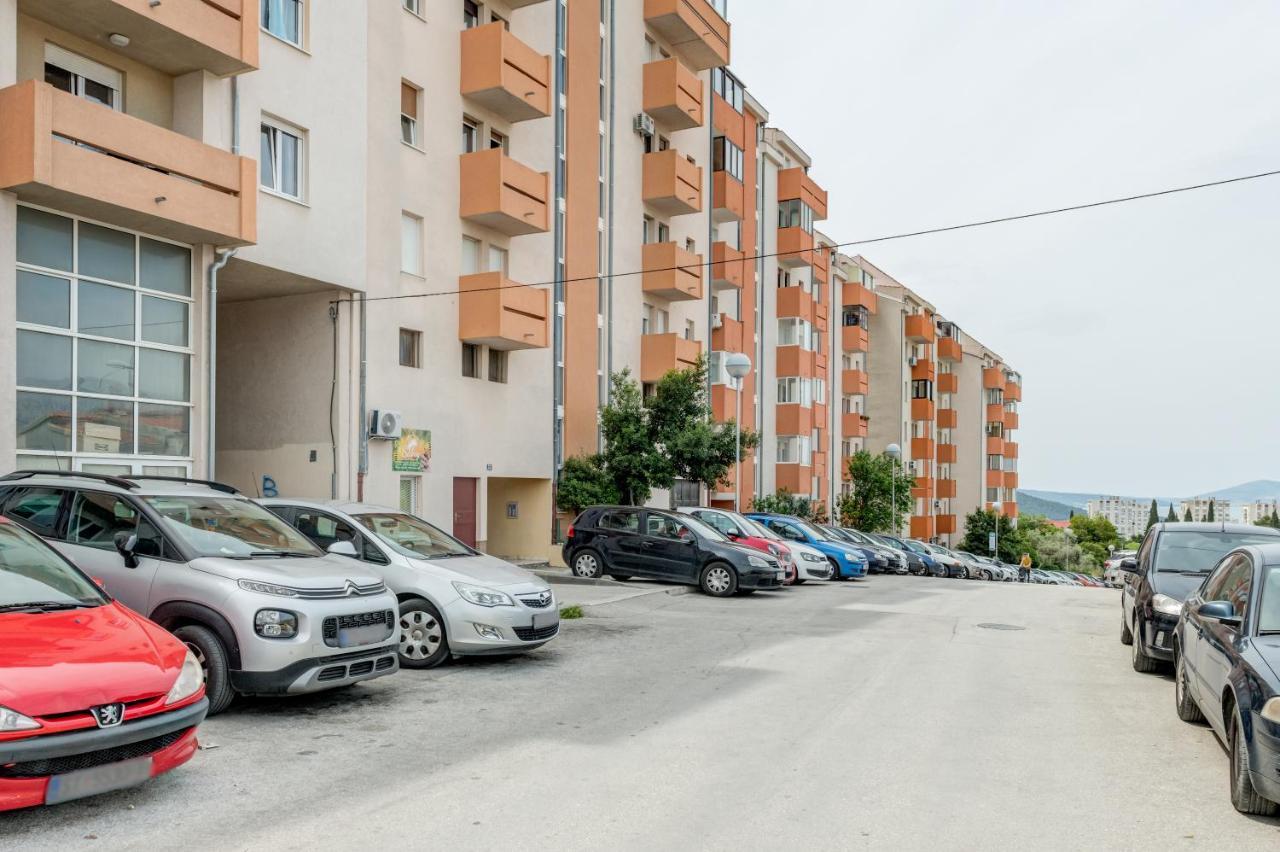 Andela 2bdrs & Free Wifi Apartment