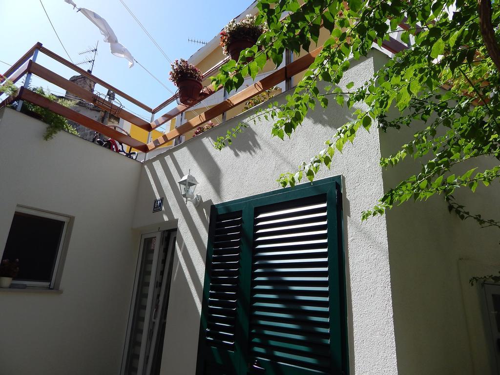 Varos Guest house 3*