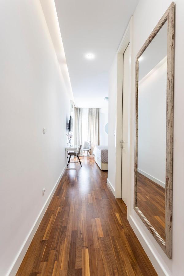 Blue Maris Apartment
