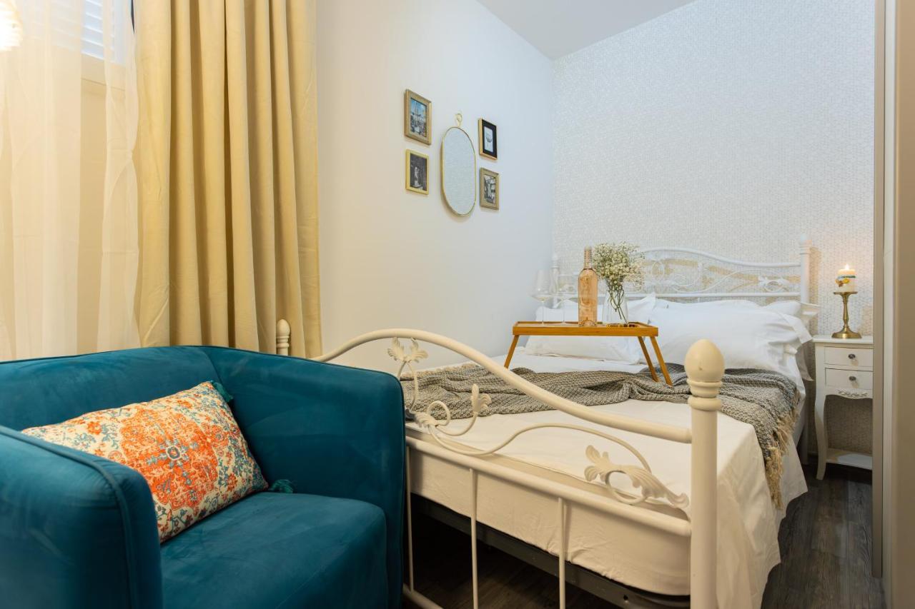 Oasis Luxury With Terrarce And Jacuzzi Apartment Split