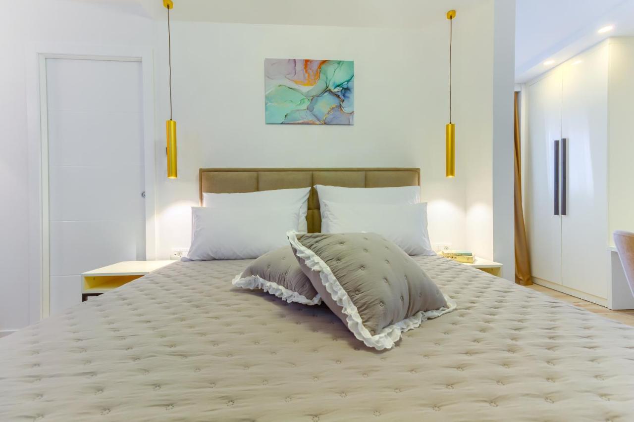 Irini Luxury