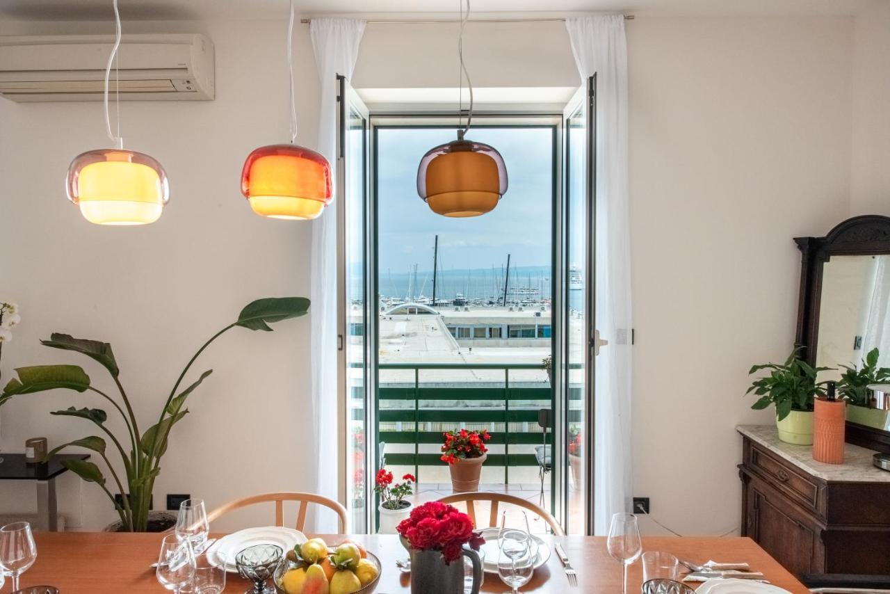 Airy Seafront 1920s Apartment