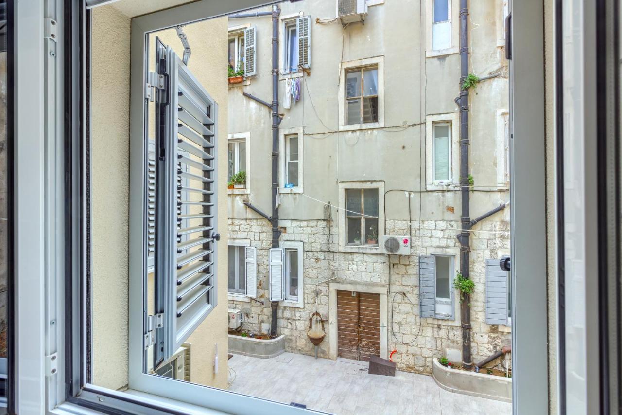 Irini Luxury