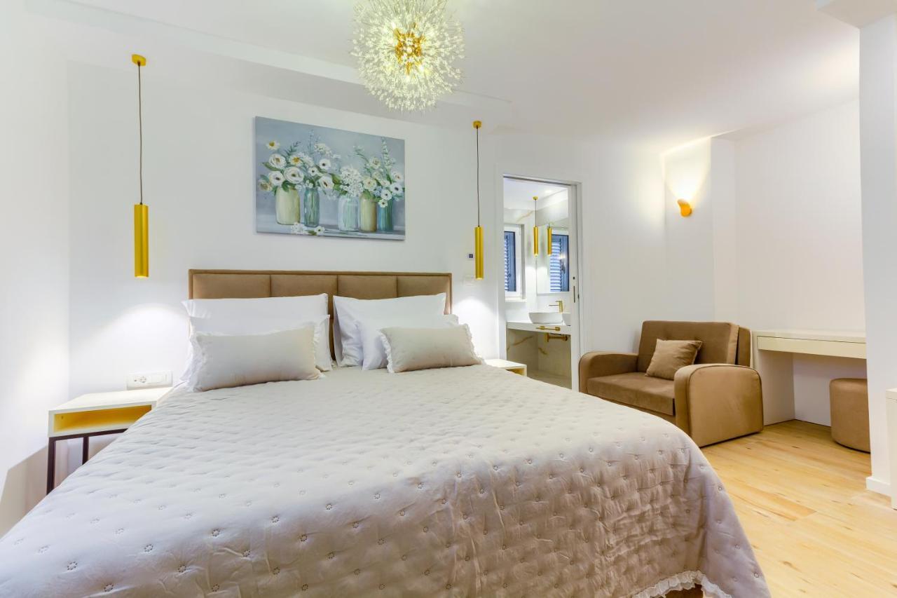 Irini Luxury krevet i doručak 4*