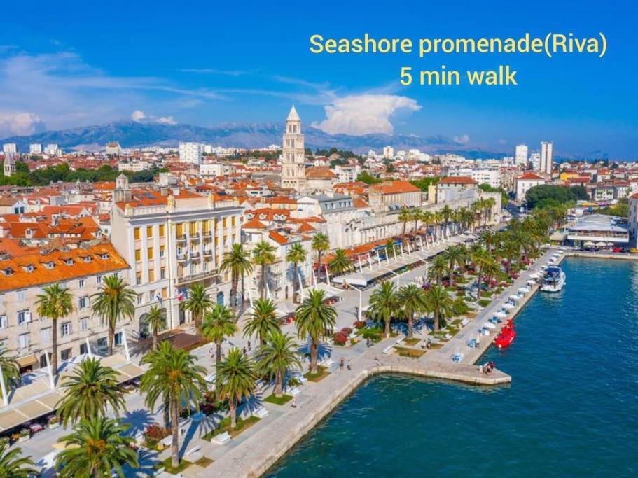 Lulu 90 M2 In Center Of Apartman Split