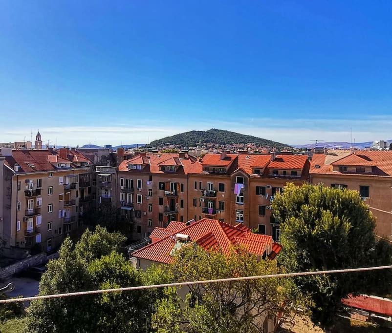 Apartment Lulu 90 M2 In Center Of