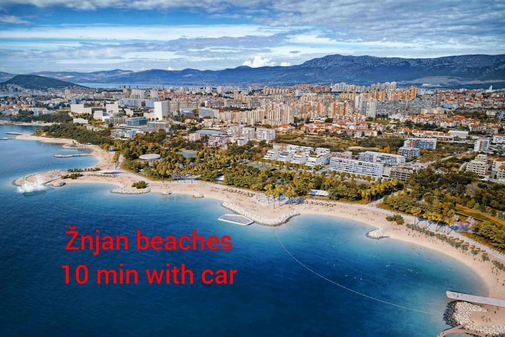 Lulu 90 M2 In Center Of Apartment