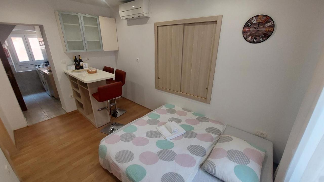 Apartment 3m Peristil Split