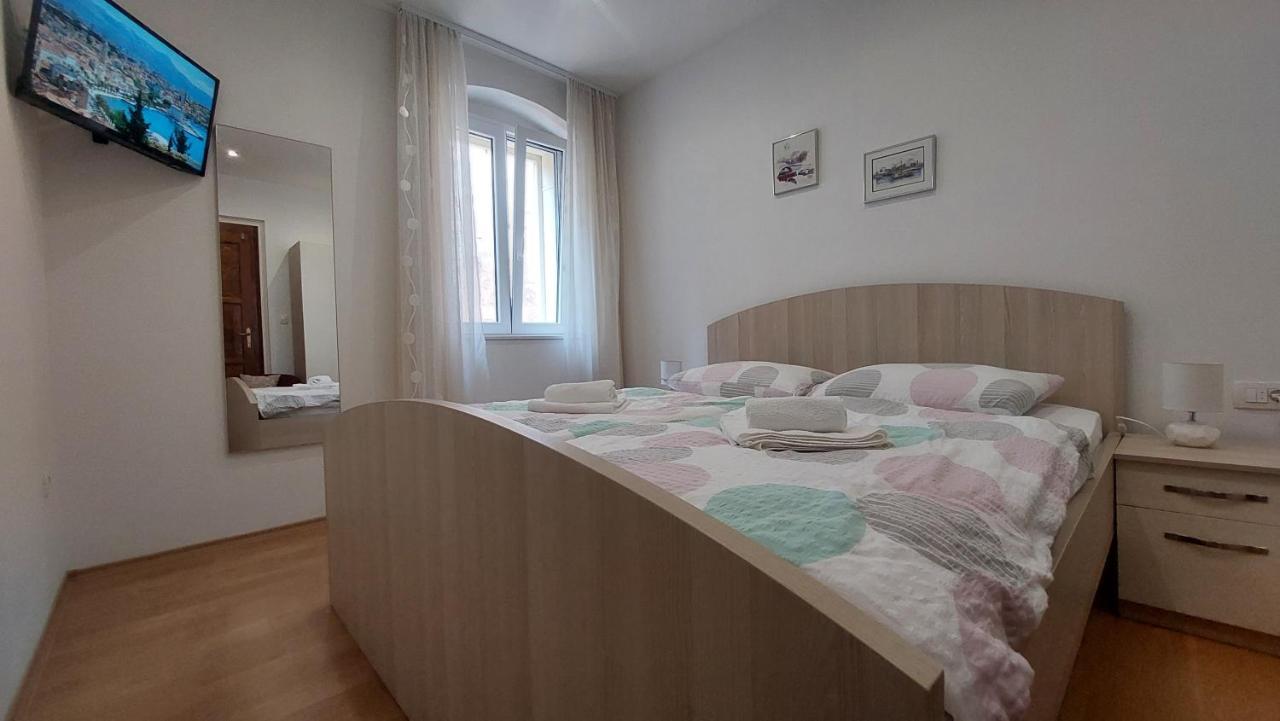 Apartment 3m Peristil