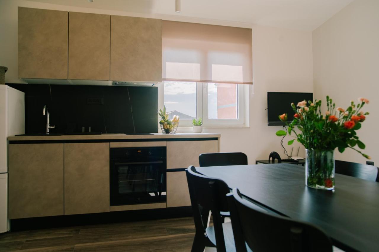 Toni Apartment