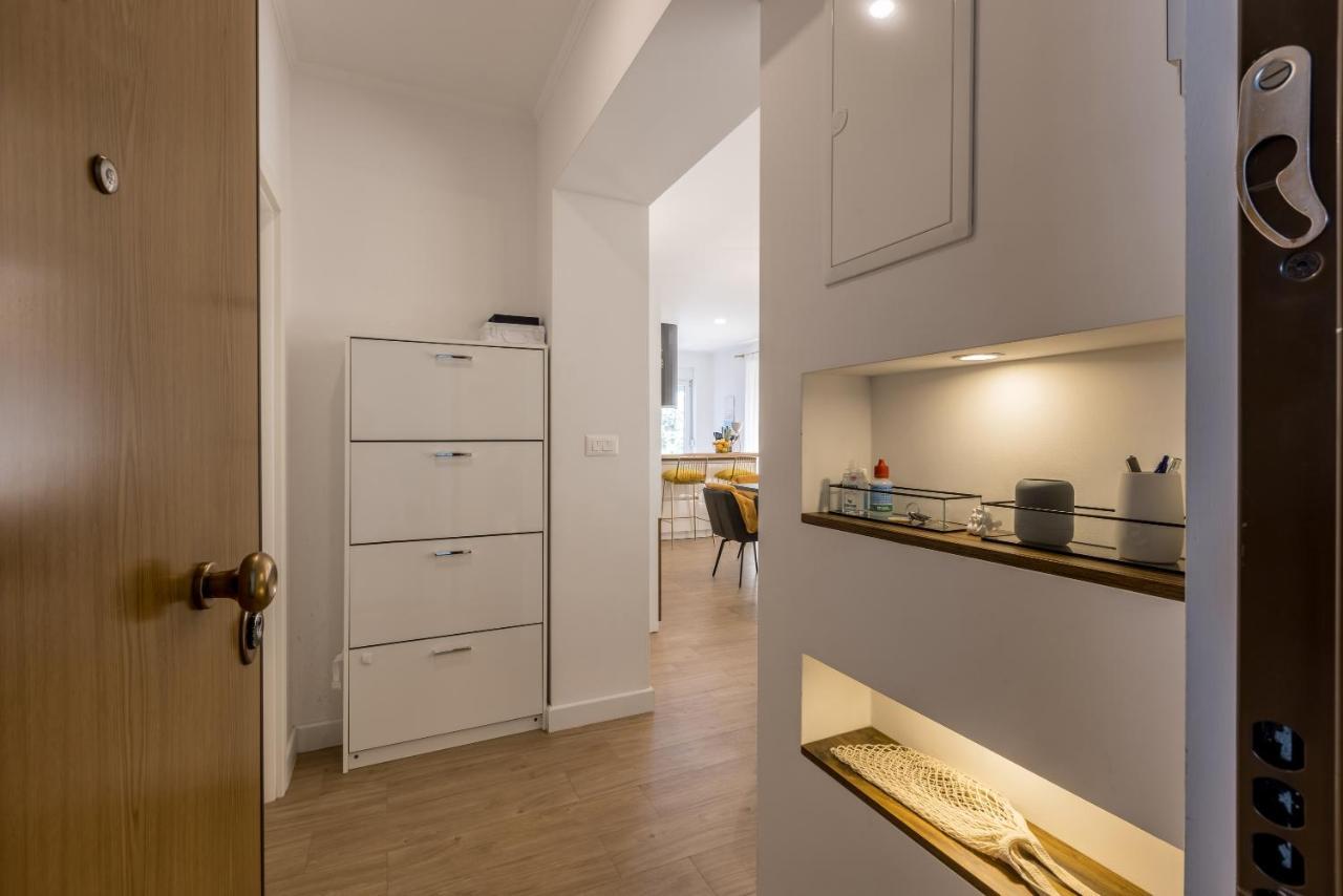 & Ileana Apartment *