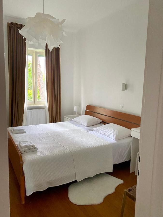 Apartman And
