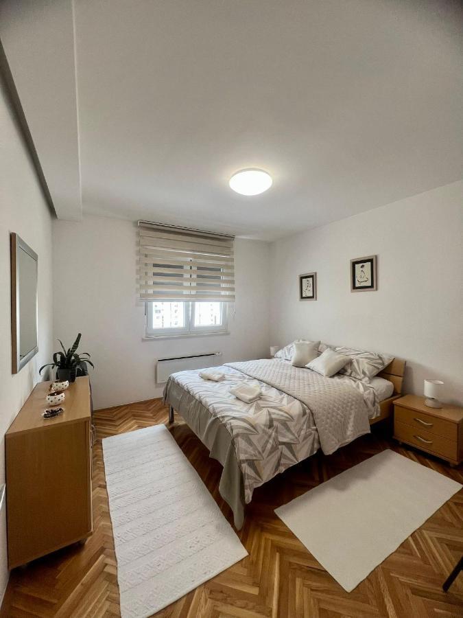 Jj Apartment