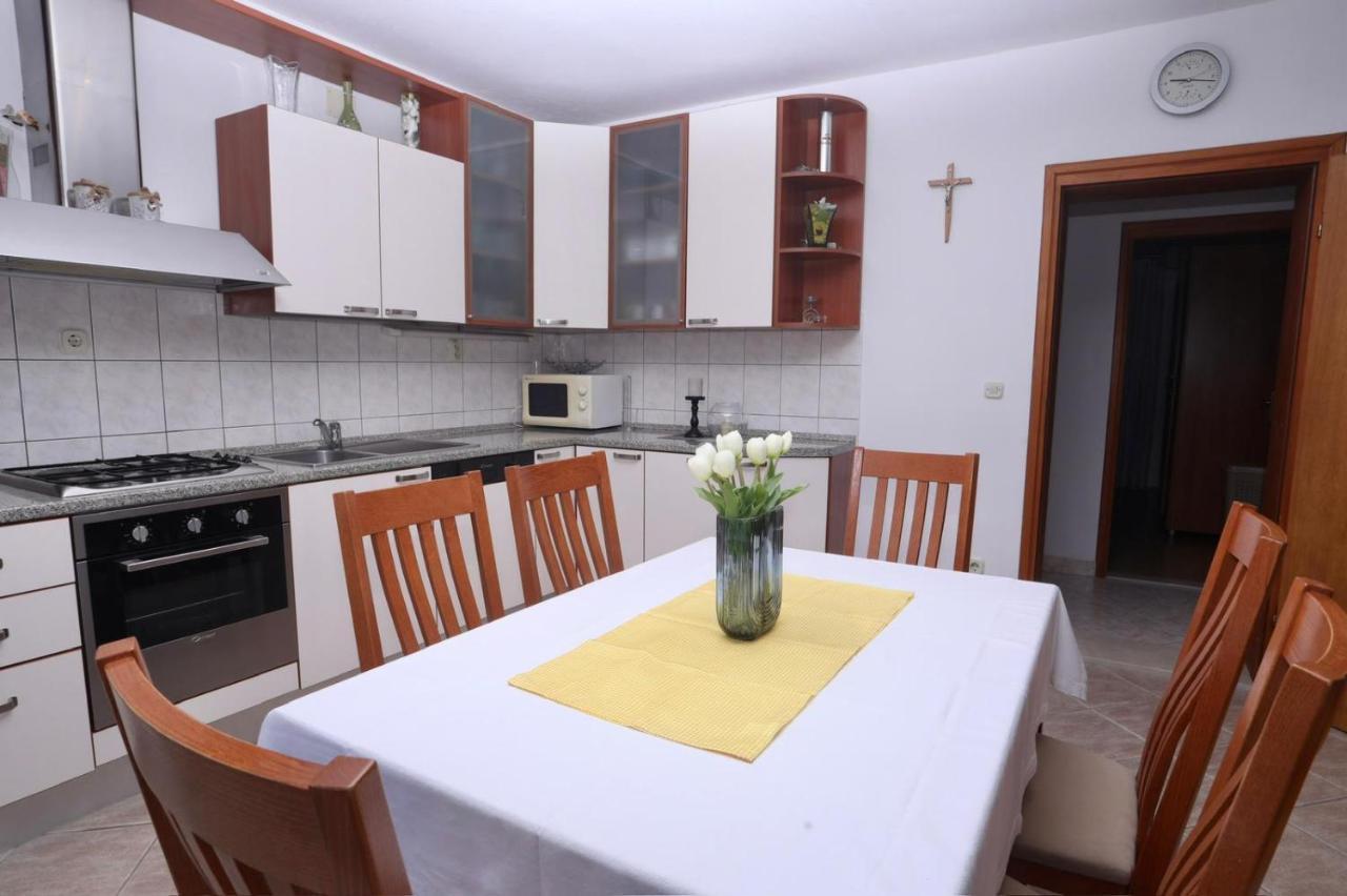 Apartment Apartman Ivana