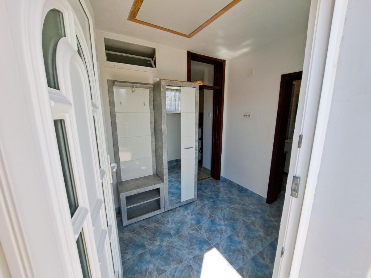 Mile Apartment Split