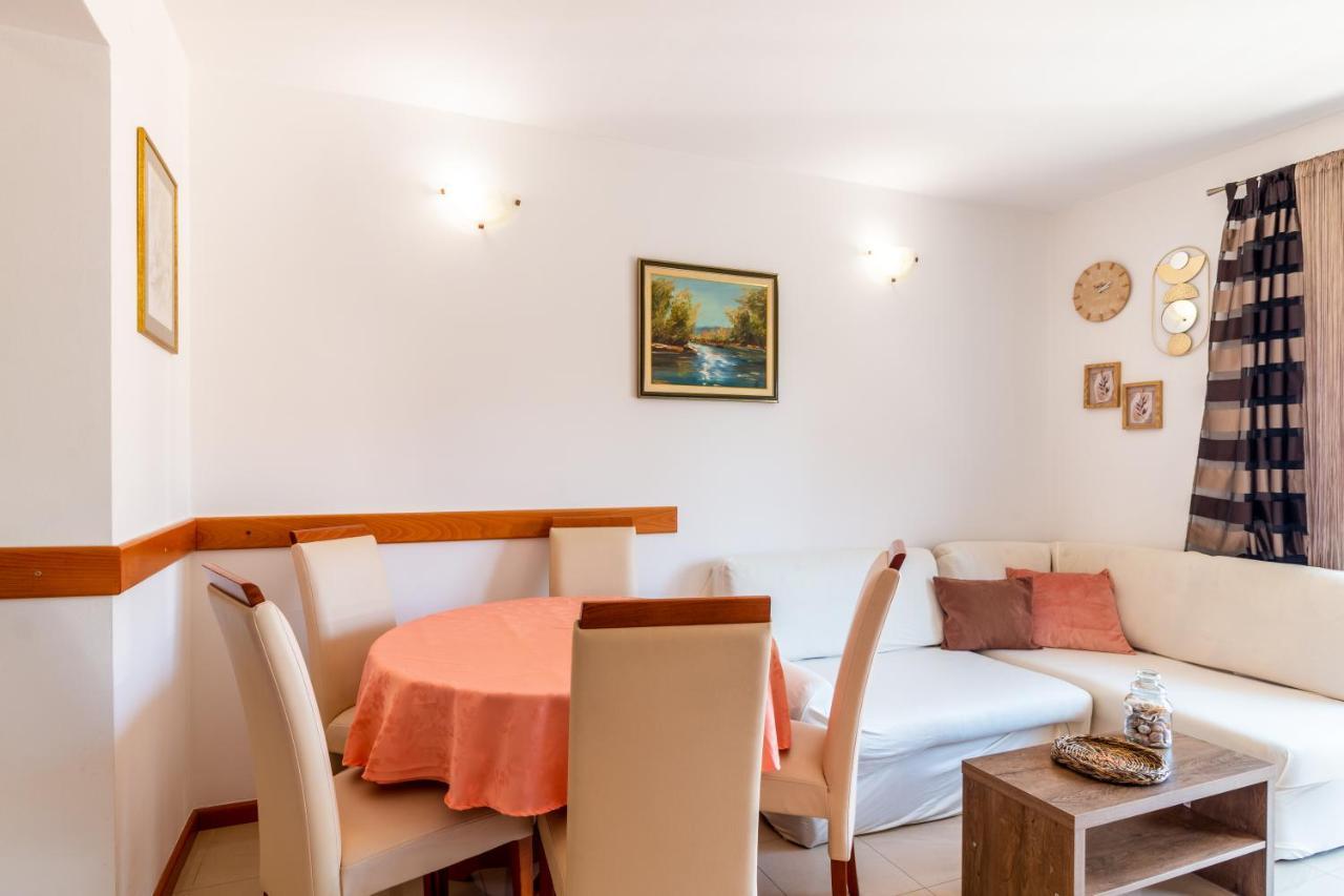 Appartement City Ana *