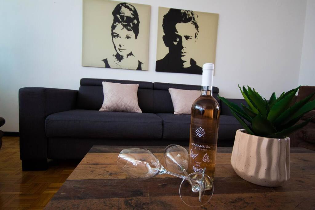 Spacious 3 Bedroom Chiara Near & Old Tovn Appartement
