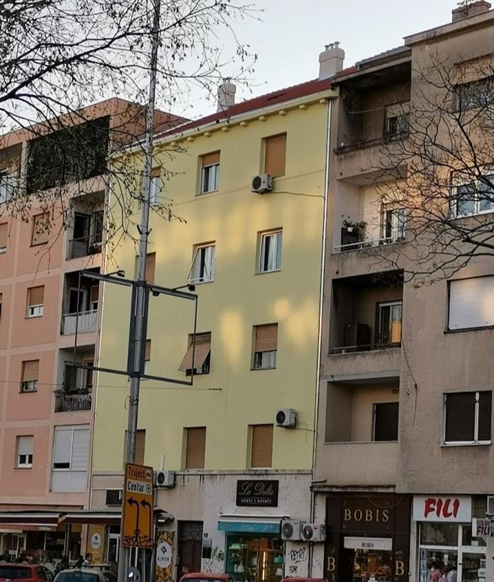 Noe And Joey Apartment Split