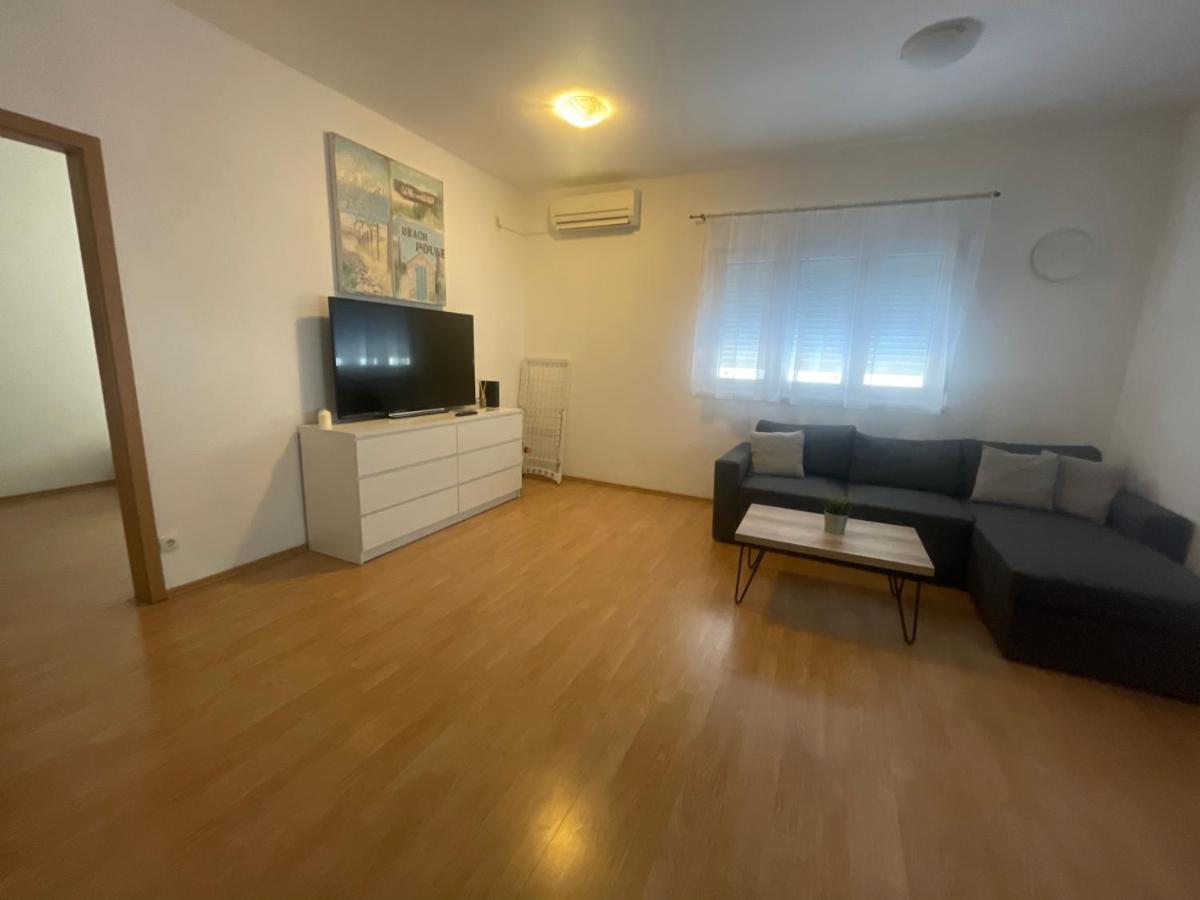 Lukica Apartment