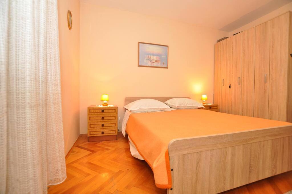 Apartment Nelson Split