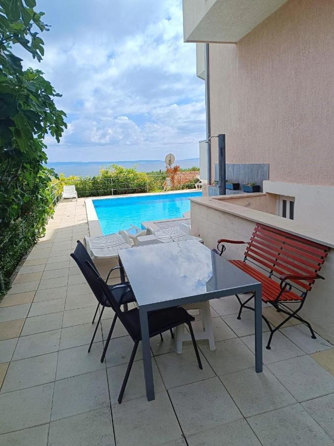 Apartment Sea View With Swimming Pool Near Split