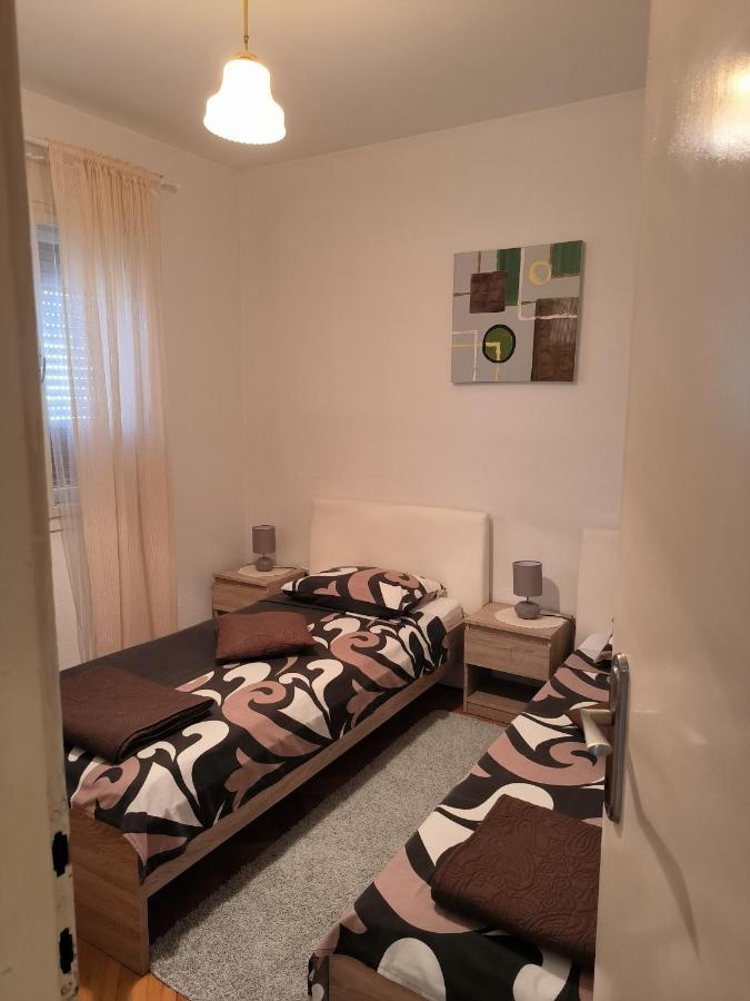 View Apartment Split