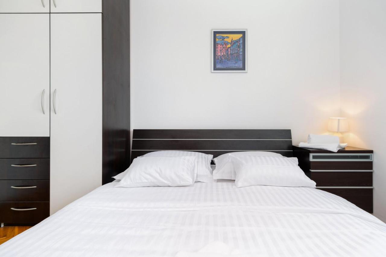 Vibe & Free Garage Apartment *