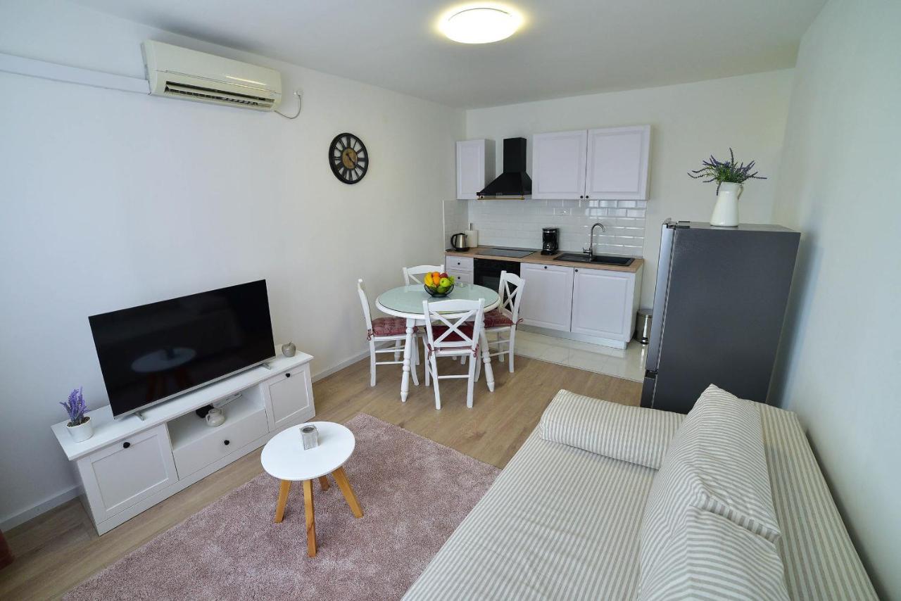 Apartman New And Modern Baroni *