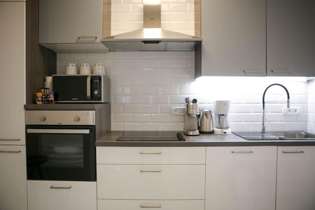 Apartment New & Luxury Tony Split