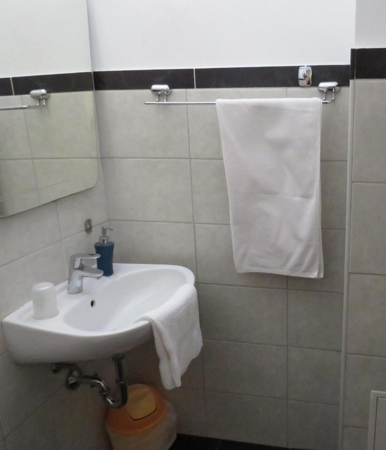 Apartment With Big Terrace 3 *